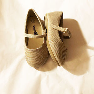 Shoes dress girls new size 11M fabric man made materials American Eagle Payless